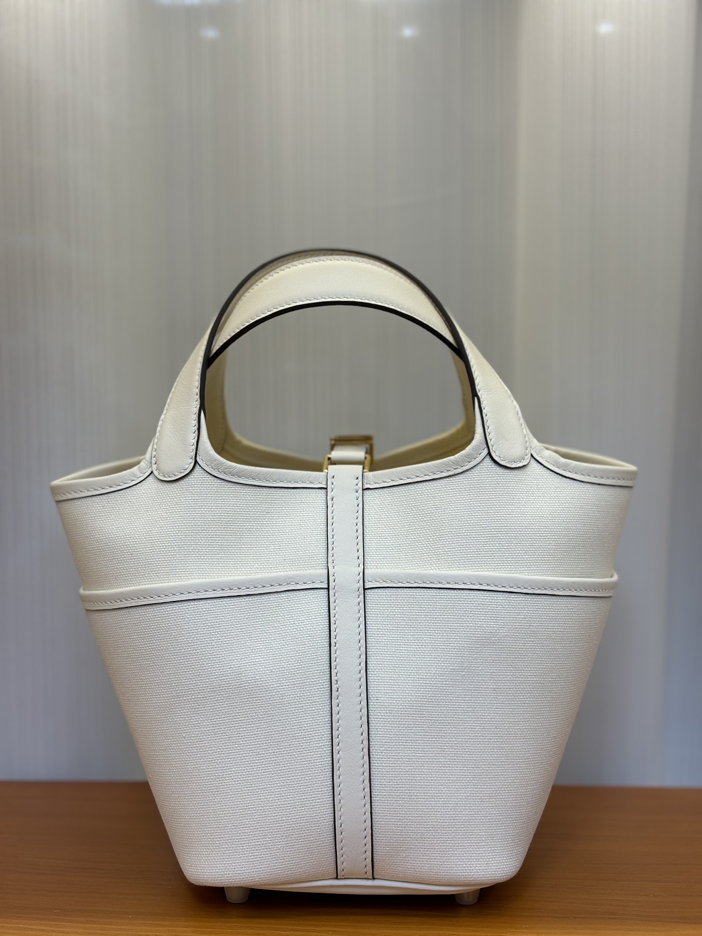 Hermes Picotin Lock 18 Pocket Bag In White 